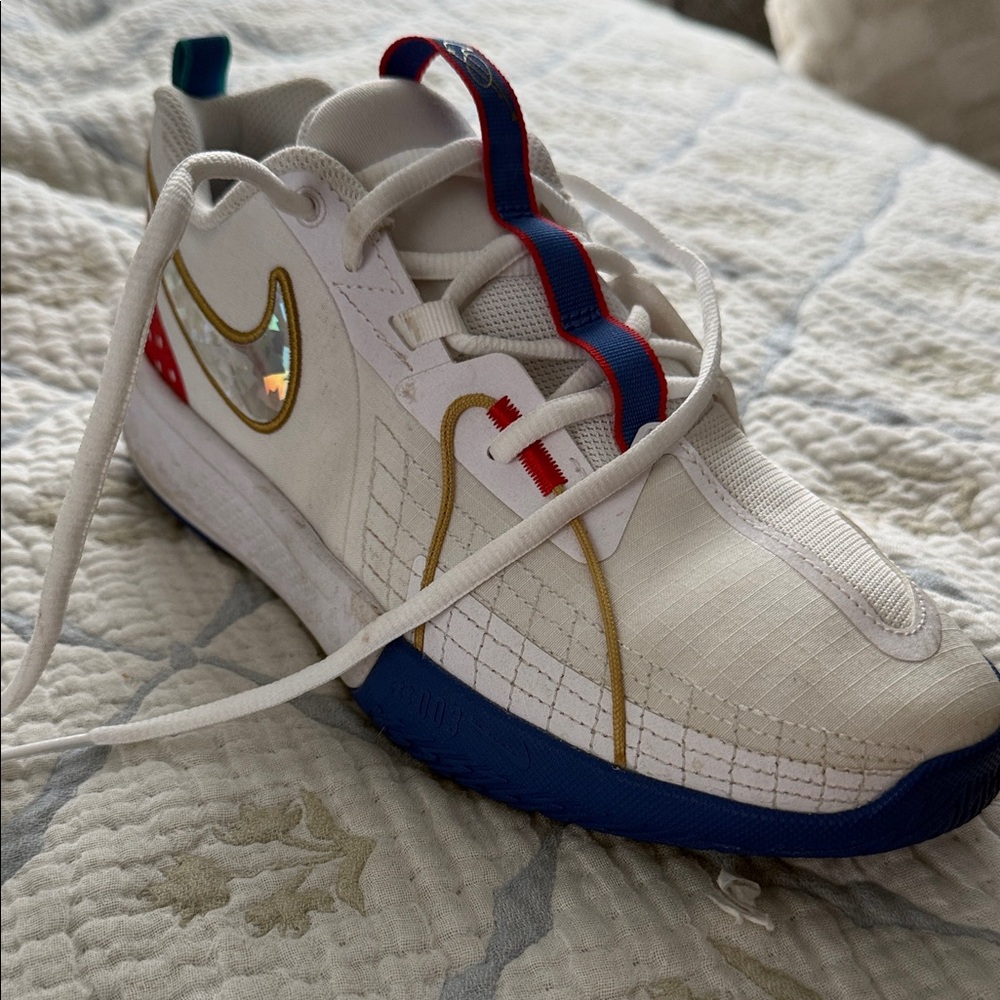 Nike Red White Blue basketball sneakers *like new*